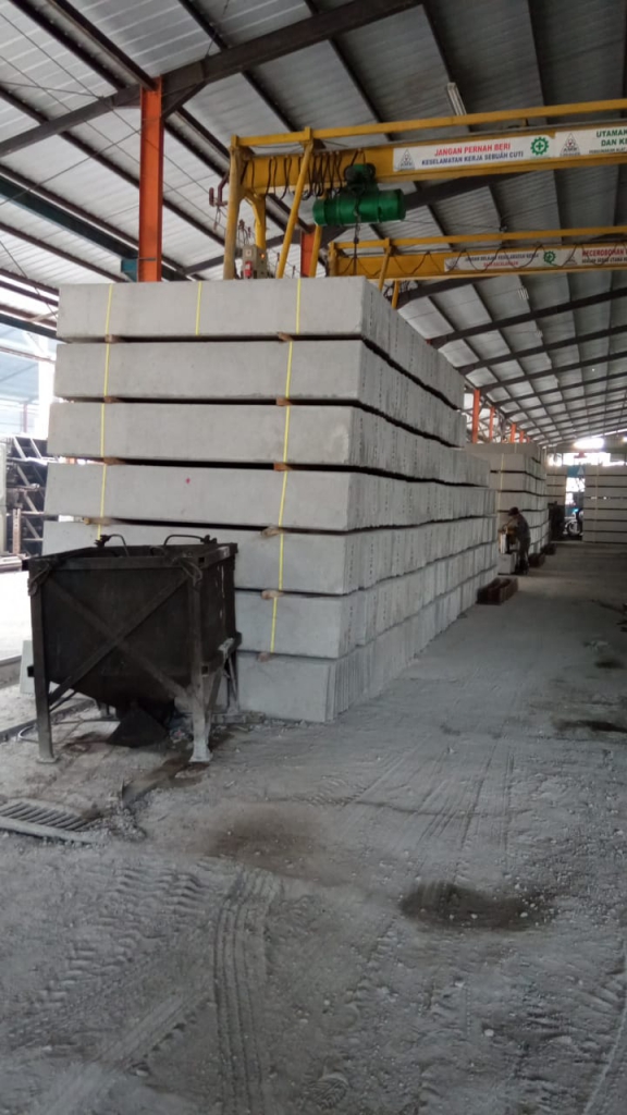 Panel Beton Precast Panel Beton Precast